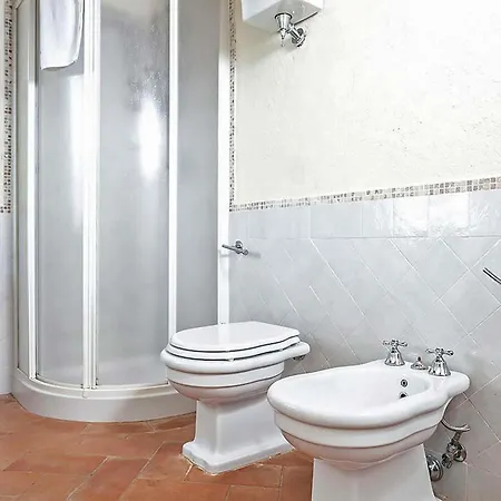 Fratta Apartment