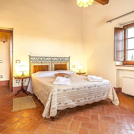 Fratta Apartment