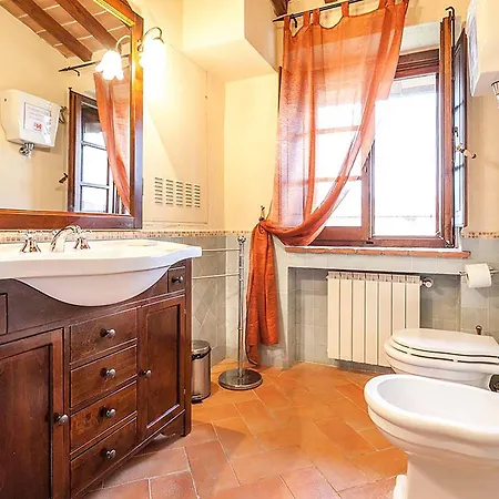 Fratta Apartment Cortona