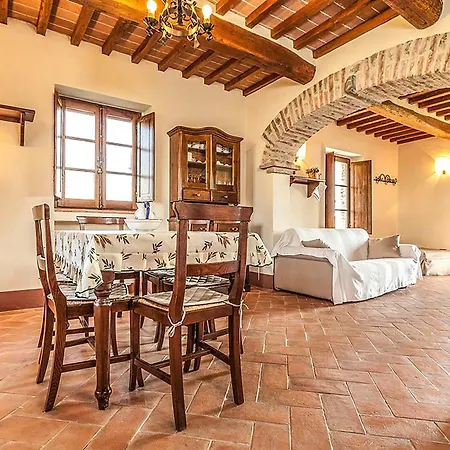Fratta Apartment