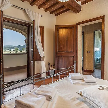 Fratta Apartment